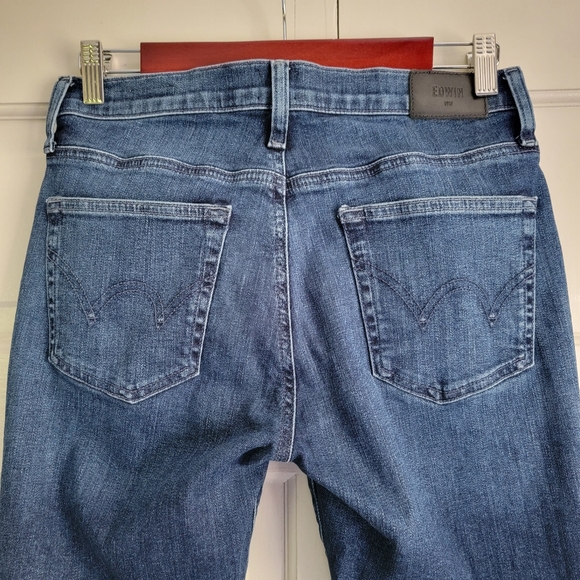 Edwin Pixie Crop Mid Rise Skinny Size 27 - Picture 7 of 12
